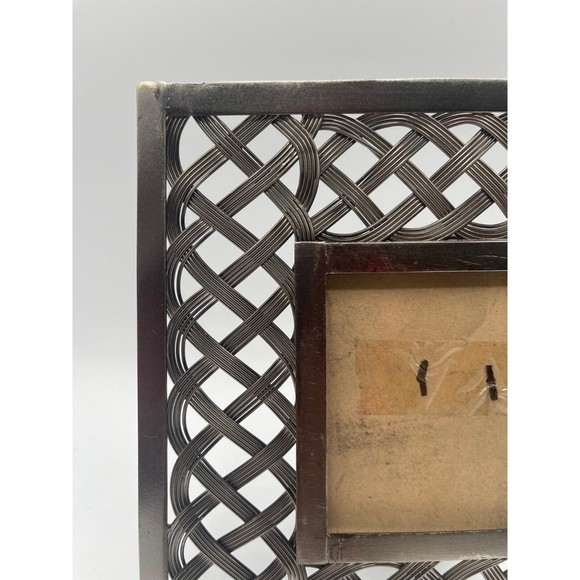 Trellis Metal Frame Antique Pewter Finish -  8"x8" Frame, Fits 3.81"x3.81" Photo - Picture 2 of 15